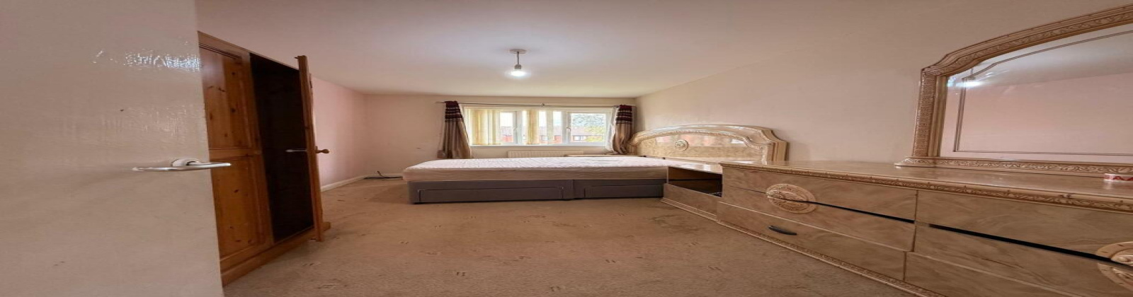 Houses,For Sale,1033