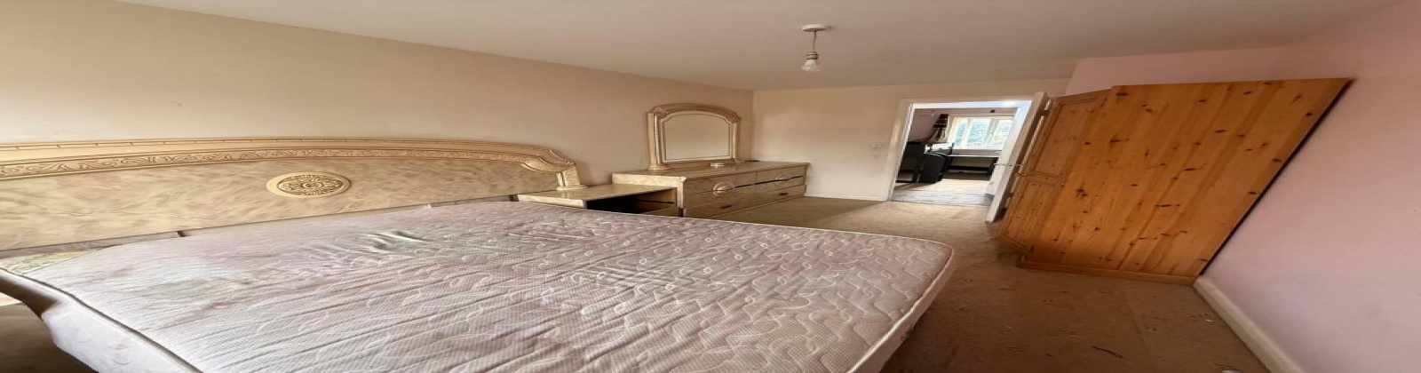 Houses,For Sale,1033